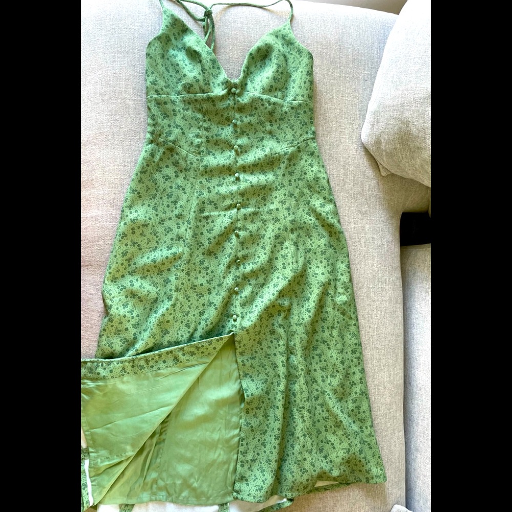 Beautiful House of CB dress.